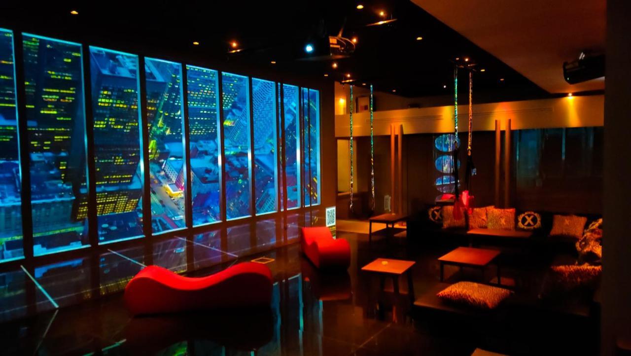 X Hotel Saviano Esterno foto