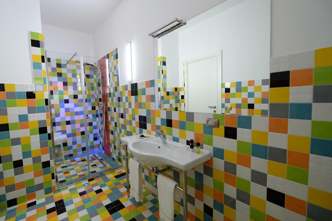 X Hotel Saviano Esterno foto